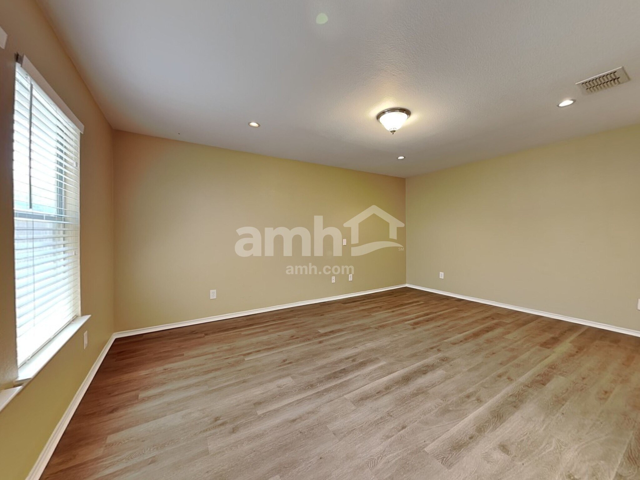 Building Photo - 2928 Frontier Ln