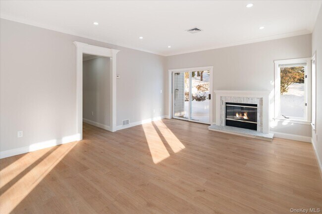 Building Photo - 785 Heritage Hills