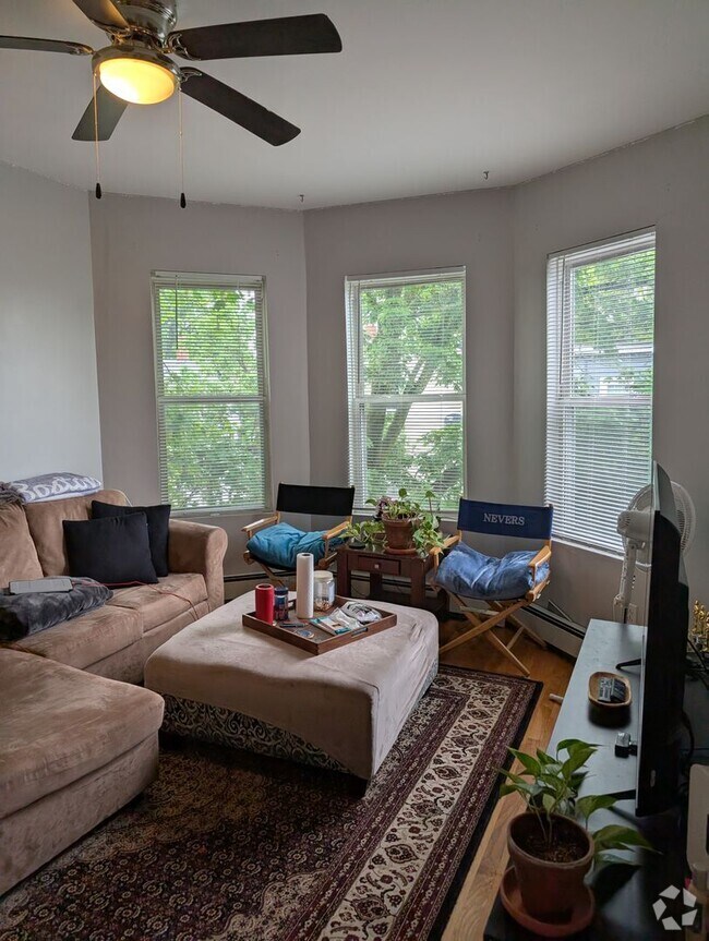 Building Photo - SEPTEMBER 1 - Dorchester Savin Hill 3 bedr...