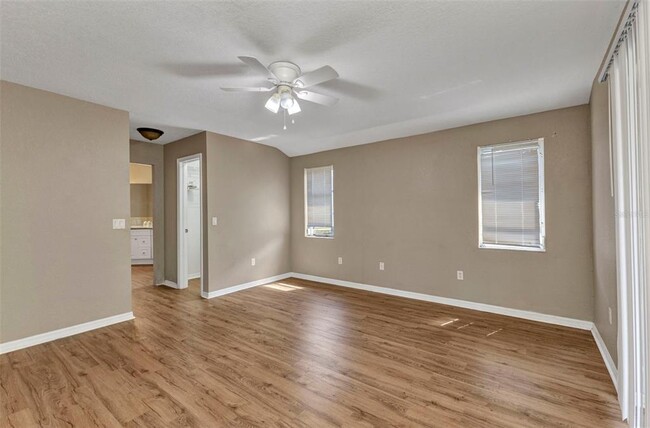 Building Photo - 23399 McCandless Ave