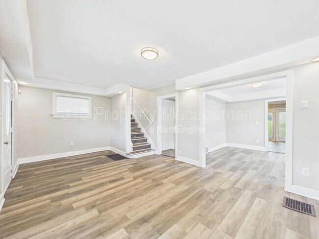 Building Photo - 4417 Wayne Ave
