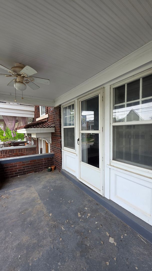 Building Photo - Beautifully Designed 2BR|1BA | Coming Soon!