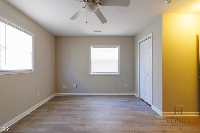 Building Photo - 5838 Greenfield Ave