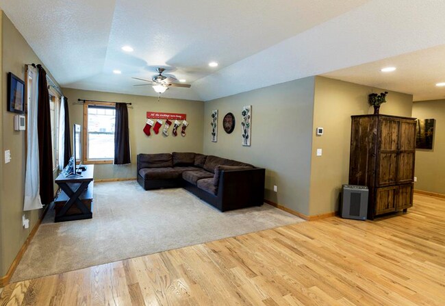 Building Photo - Lovely West Kalispell Home