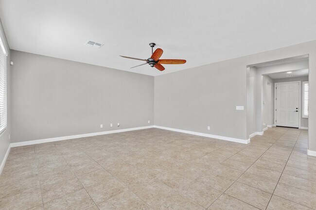 Building Photo - 3 Bed 2 Bath Home In Peoria