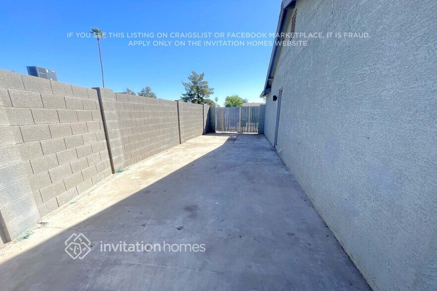 Building Photo - 4512 N 81st Dr