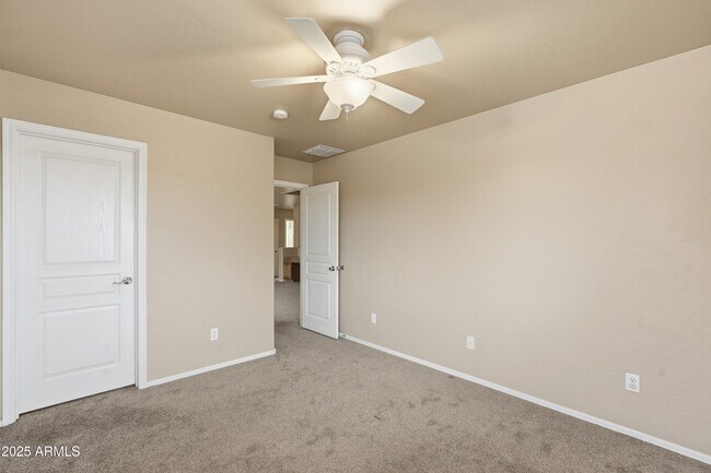 Building Photo - 3032 E Denim Trail