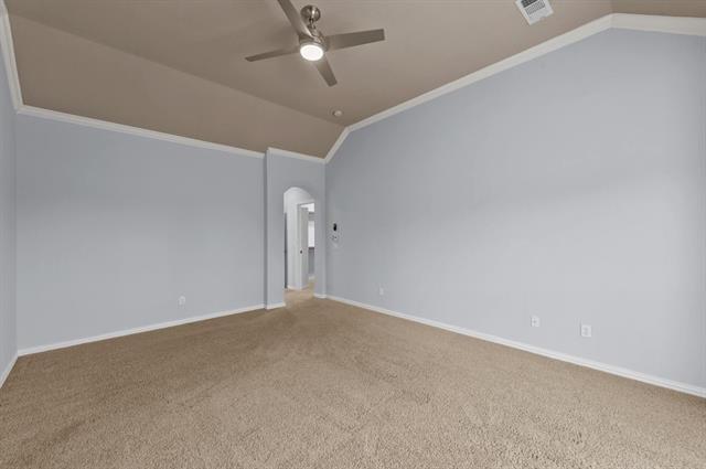Building Photo - 2501 Lakewood Ct