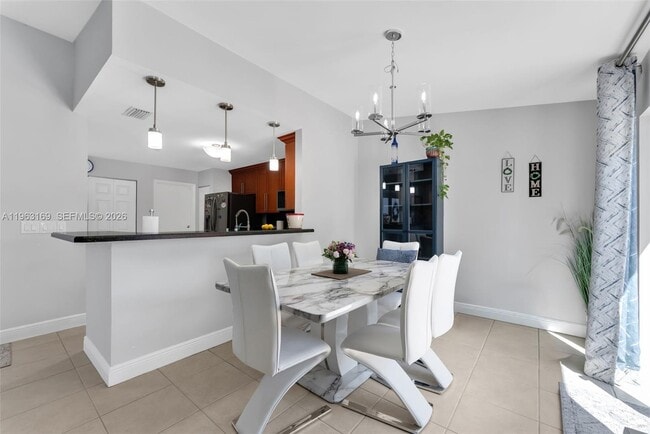 Building Photo - 3802 NW 1st Pl