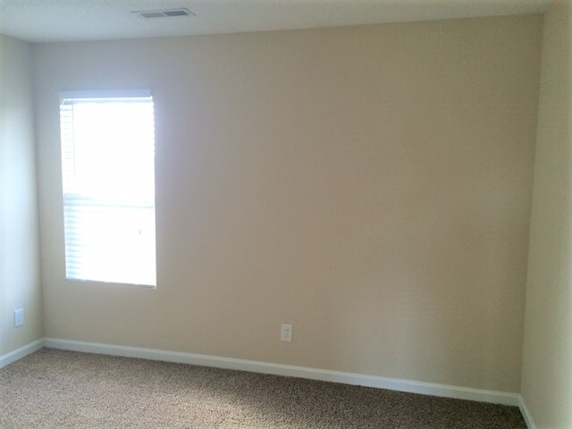 Building Photo - 696 Pimlico Dr