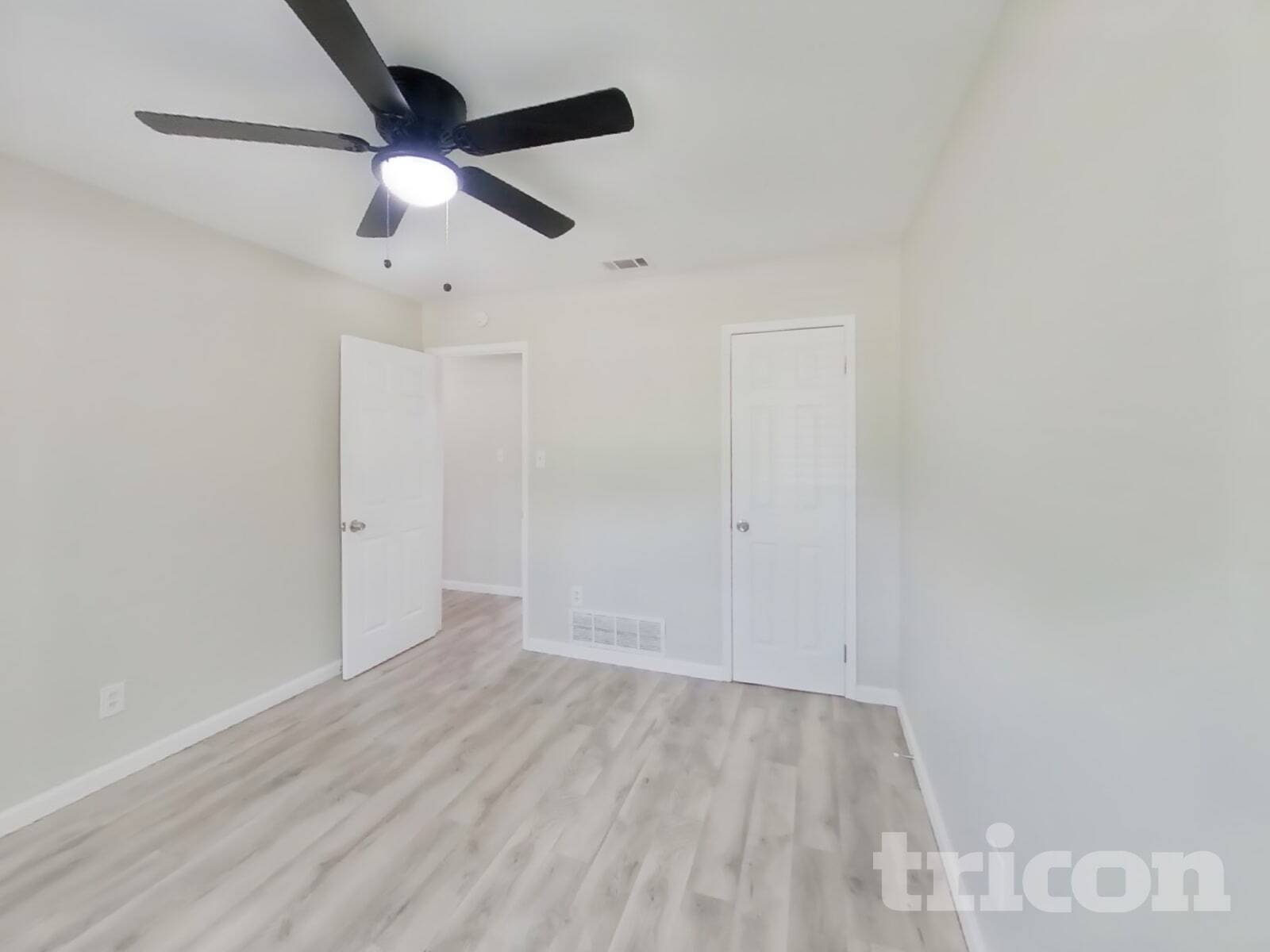 Building Photo - 1029 Twin Falls Dr