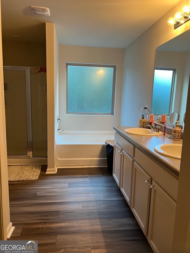 Building Photo - 1775 Labonte Pkwy