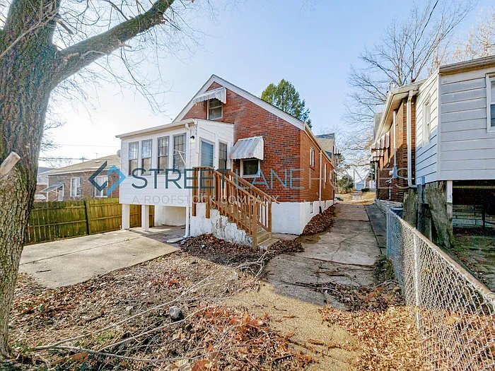 Building Photo - 51 Jendale Ct