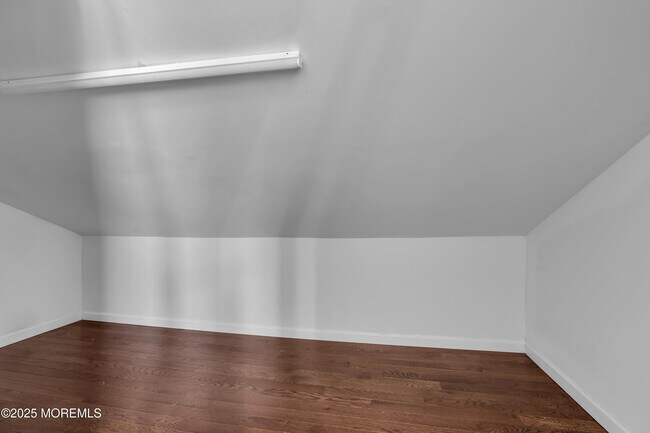 Building Photo - 97 Monmouth Ave