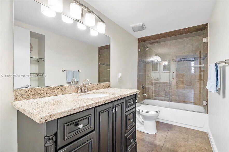 Building Photo - 1401 S Ocean Dr