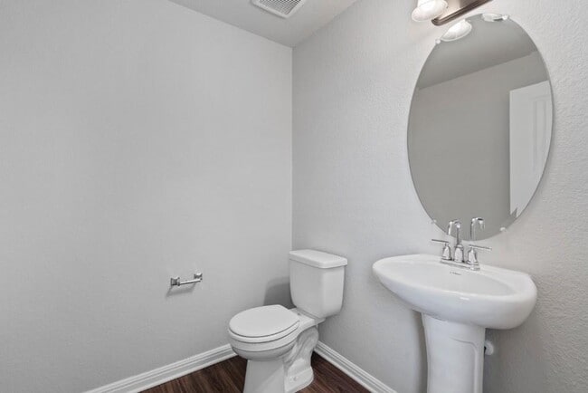 Building Photo - 115 Sawtooth Mountain Way