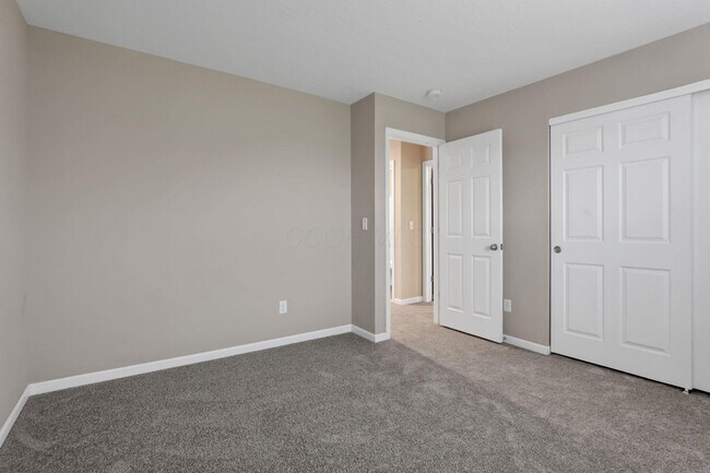 Building Photo - 7449 Sugarbark Dr