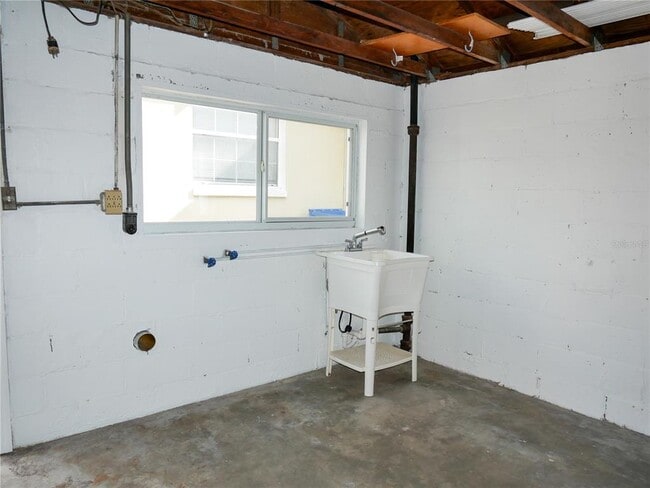 Building Photo - 1700 49th Street N