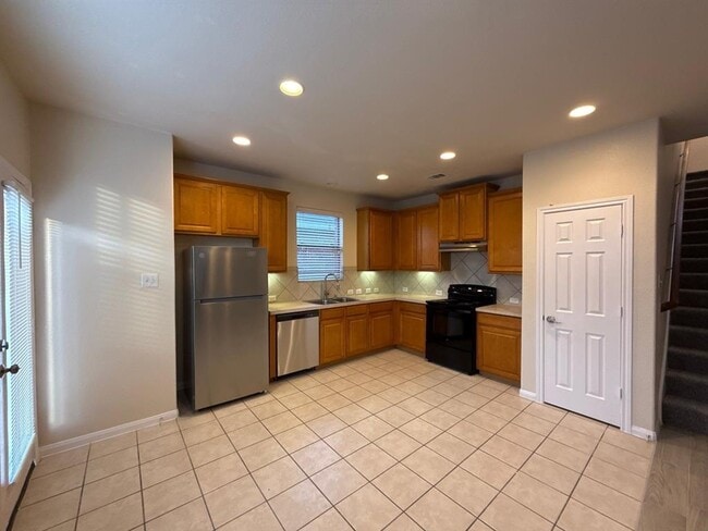 Building Photo - 1702 Bonnyton Ln