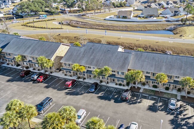 Building Photo - 203 Double Eagle Dr