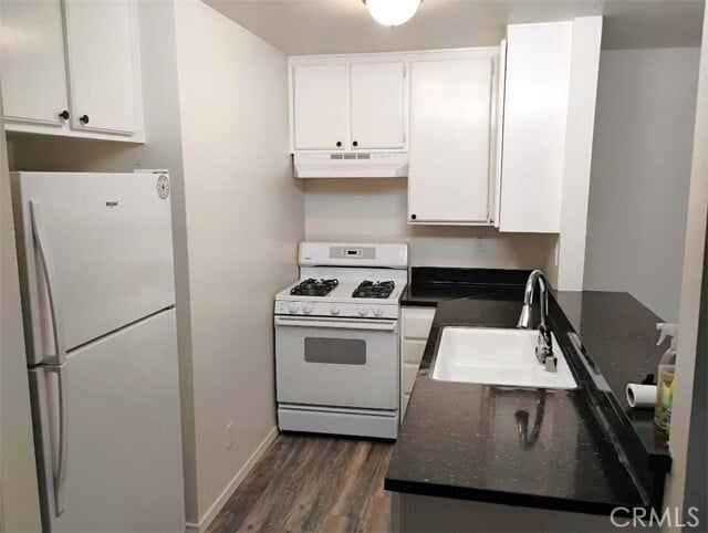 Building Photo - 7120 Carlson Cir