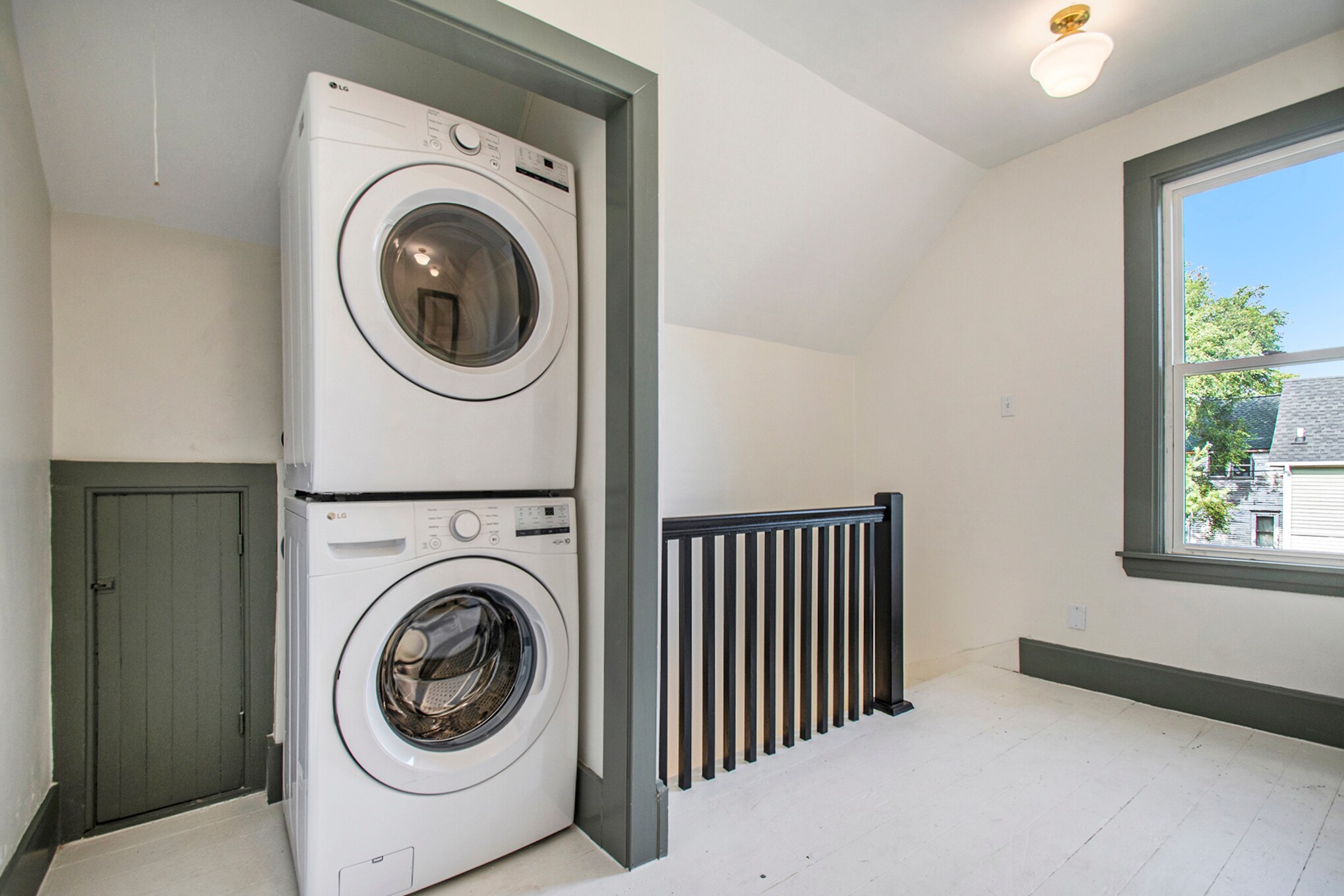 Building Photo - 523 W Marion St