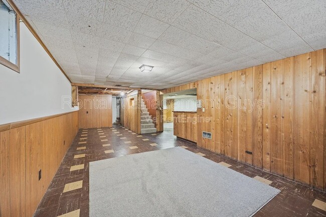 Building Photo - 5443 Louisiana Ave N