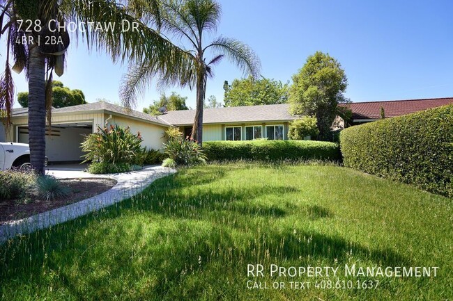 Building Photo - Nicely Updated Home in Beautiful South San...