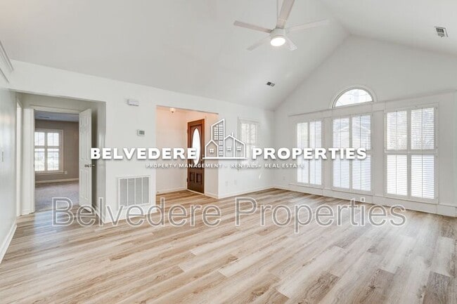 Building Photo - 19-A Park Village Ln