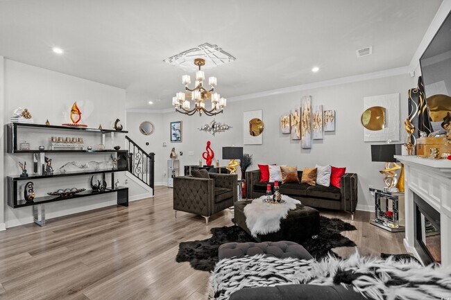 Building Photo - 324 Golan Cir