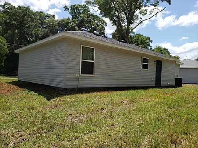 Building Photo - 5463 NW 54th Pl