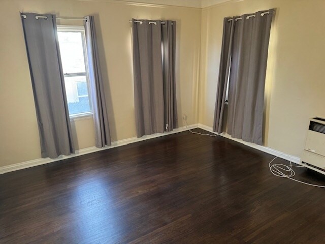 bedroom - 2203 S Harcourt Ave