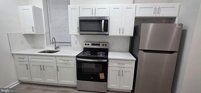 Building Photo - 2233 N 16th St