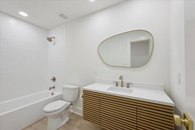 Building Photo - 7060 Burlington Dr