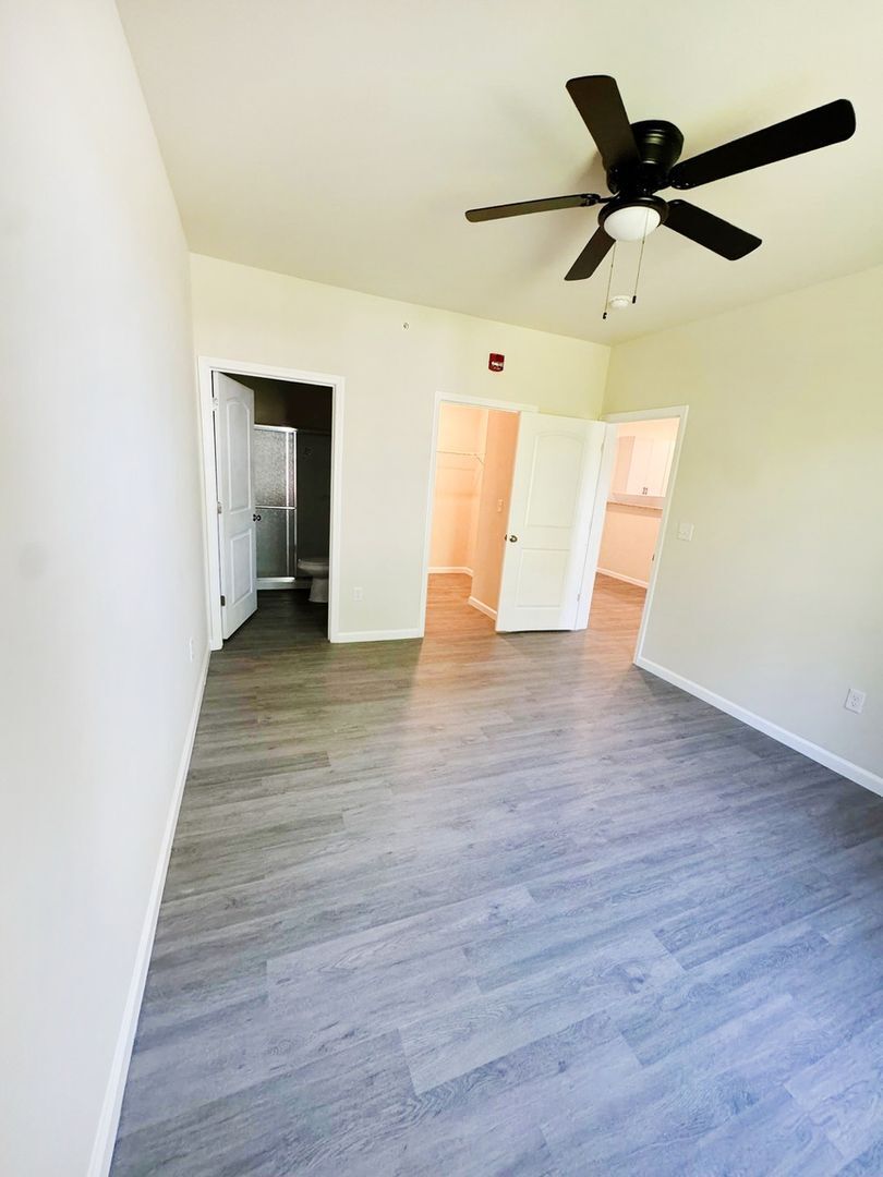 Building Photo - 231 Harmony Mdws Ct