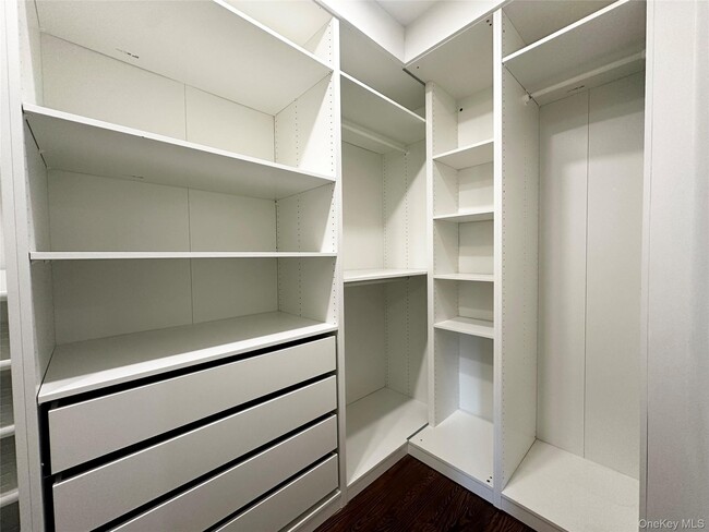 Building Photo - 4810 Boston Post Rd