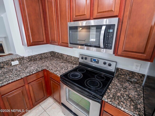 Building Photo - 4472 Congressional Dr