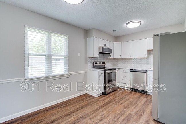 Building Photo - 6934 Southknoll Ave