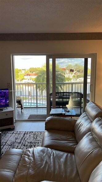 Building Photo - 230 N Federal Hwy