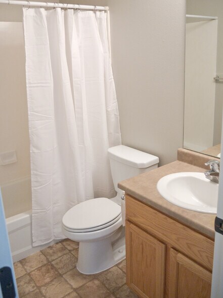 Bathroom 2 - 963 W 670 S