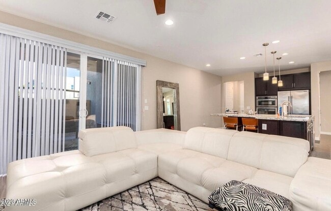 Building Photo - 9001 E San Victor Dr