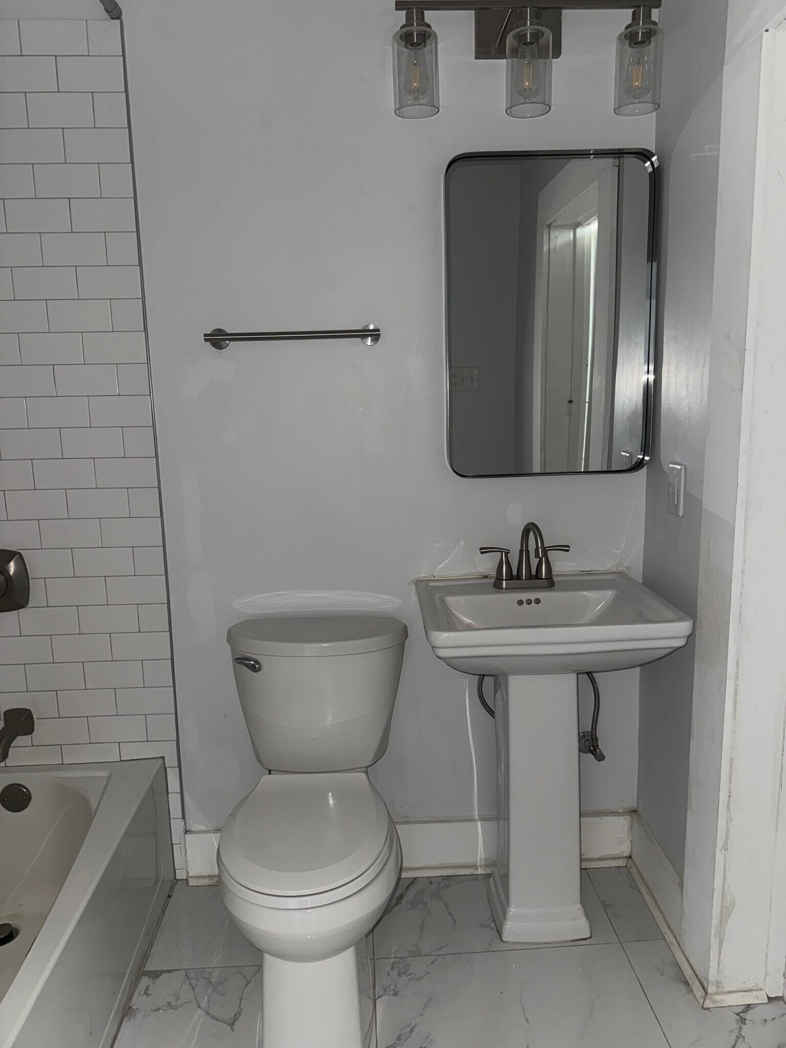 Building Photo - 634 N 7th St