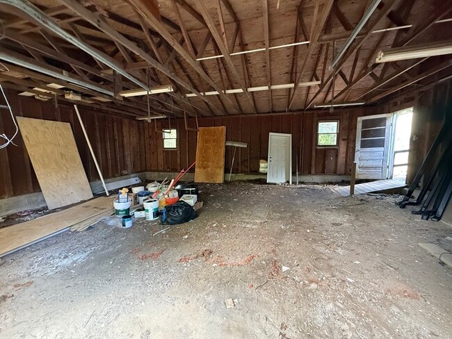 Building Photo - 259 Telegraph Rd