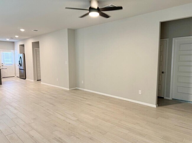 Building Photo - 204 Tillage Rd