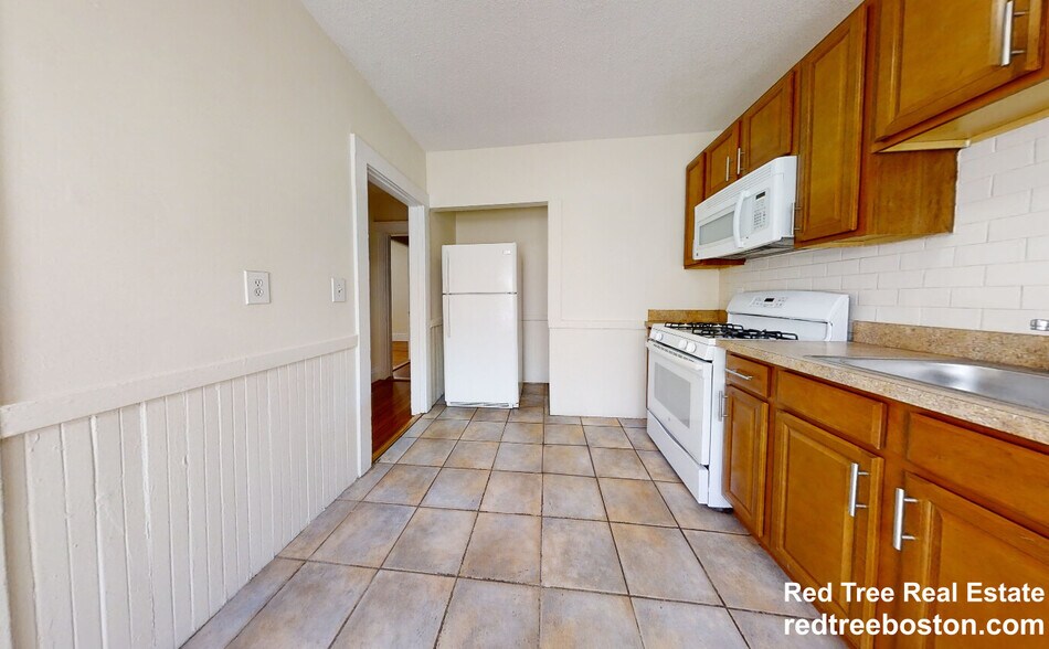 Building Photo - 5 Barrows St