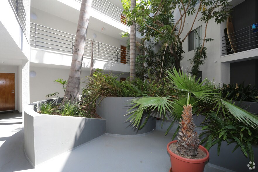 Archview Apartments Studio City Ca Apartment Finder