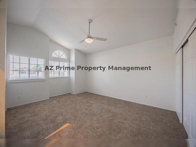 Building Photo - 489 W Carmen St
