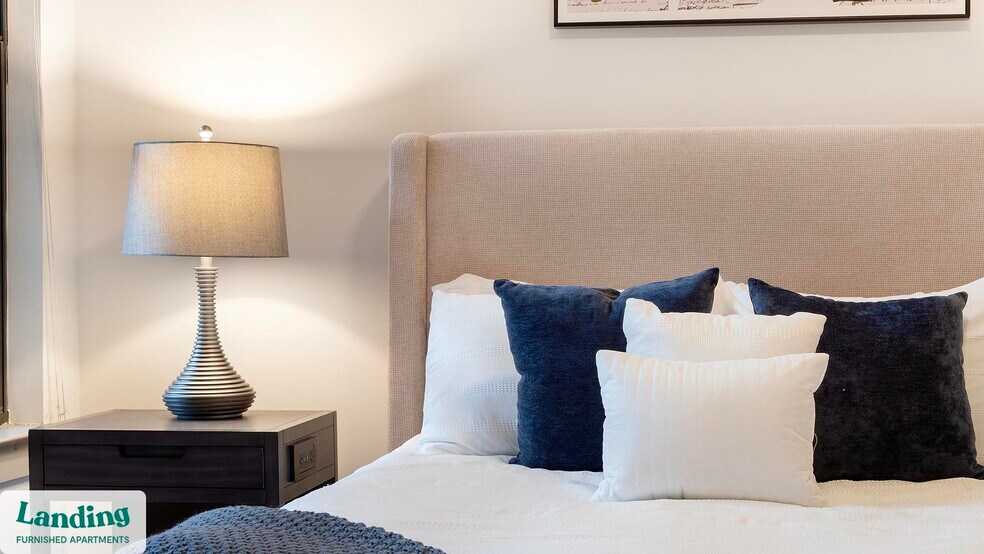 Building Photo - 930 Howell Mill Rd NW