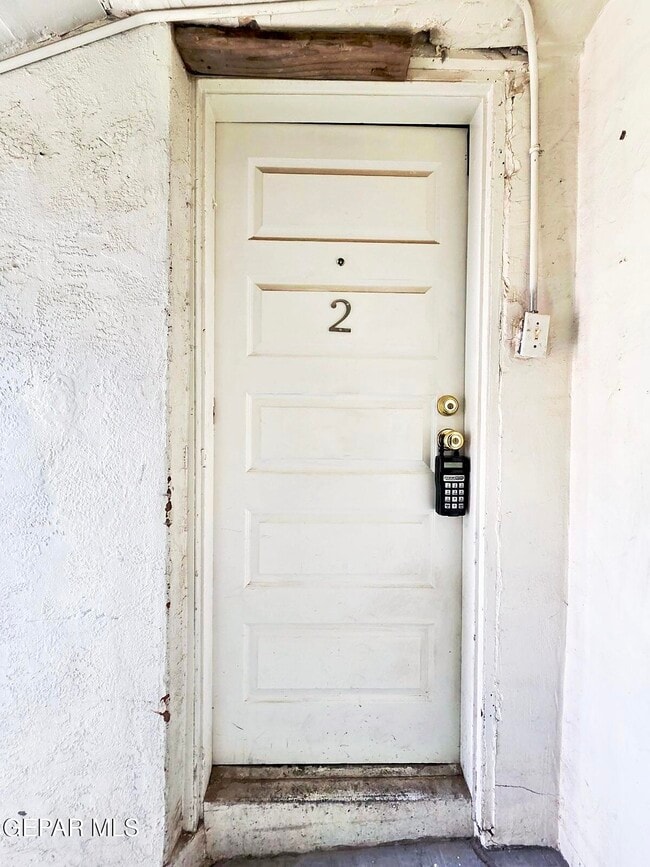 Building Photo - 1114 N El Paso St