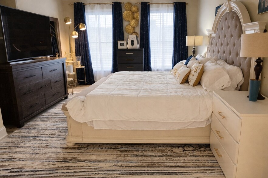 Building Photo - 11401 Rolling Green Pl